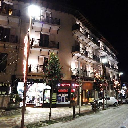 Hotel Elvetia Karpenísion Екстериор снимка