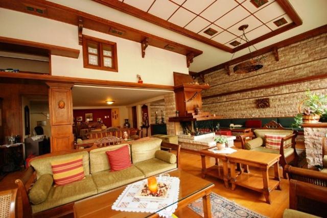 Hotel Elvetia Karpenísion Екстериор снимка