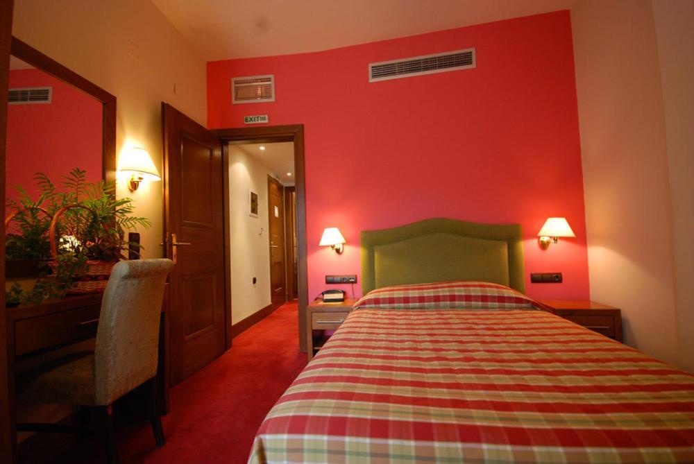 Hotel Elvetia Karpenísion Стая снимка