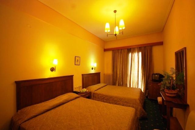 Hotel Elvetia Karpenísion Стая снимка